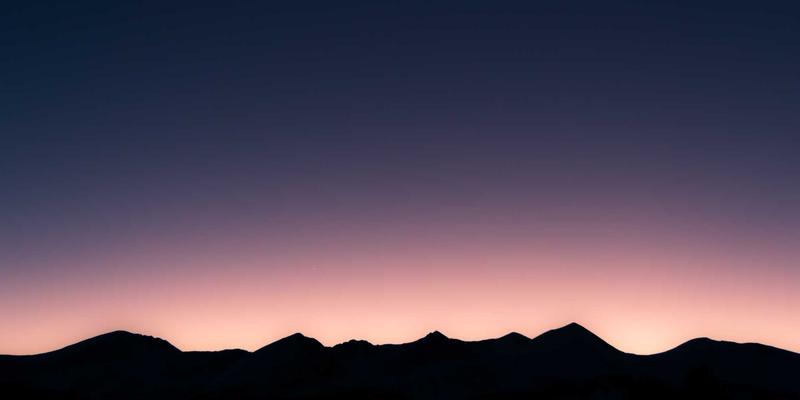 体育零售专家指南：攀岩入门必备装备解析与安全使用要点