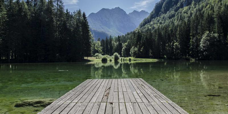 赛事策划、体育零售与赛事服务：体育用品行业的黄金三角